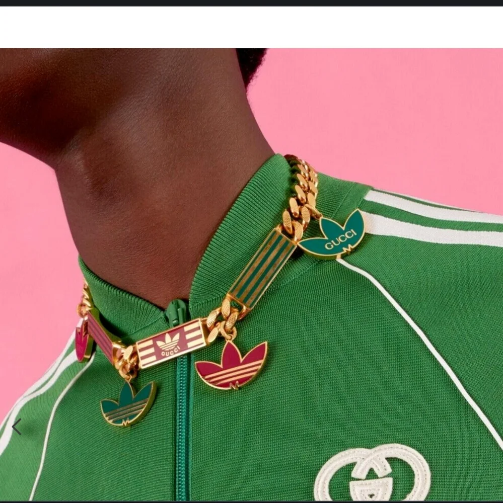 COPY - Authentic Addidas x Gucci Gourmette Necklace with Gucci Trefoil Enamel - Picture 4 of 9